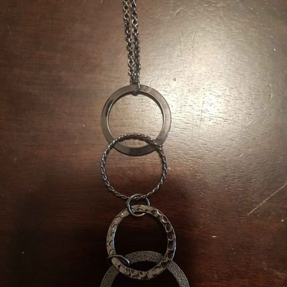 💎 3 /$20💎 Forever 21 Large Ring-link Necklace - Picture 7 of 8